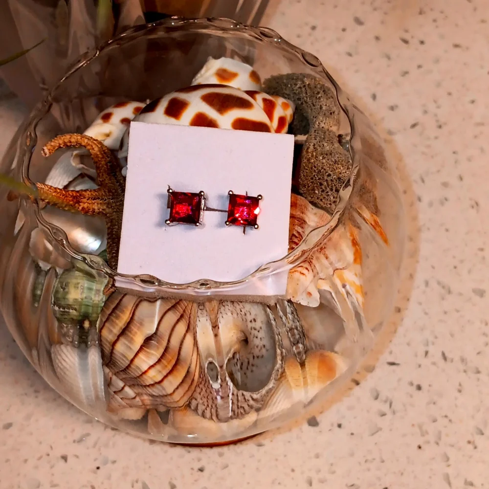 NWT! Custom Made Stamped 925 Priness Cut Ruby Stud Earrings. - Picture 4 of 5